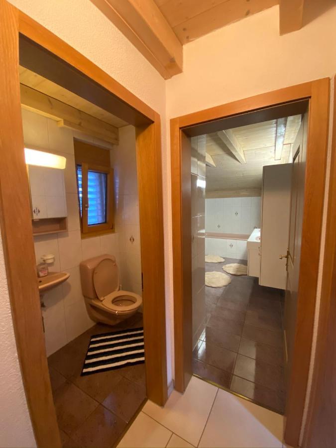 Haus Wiggis Apartment Netstal Exterior foto
